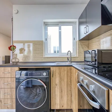 Aparthotel Modern W Balcony - Valletta Views Pietà