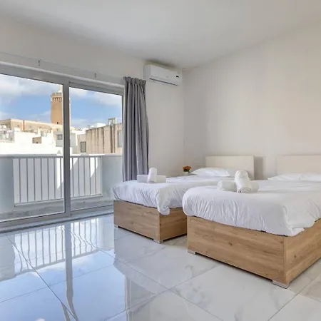 아파트호텔 Modern W Balcony - Valletta Views Pietà