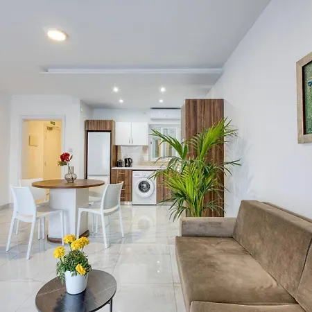 Modern W Balcony - Valletta Views 4* Pietà