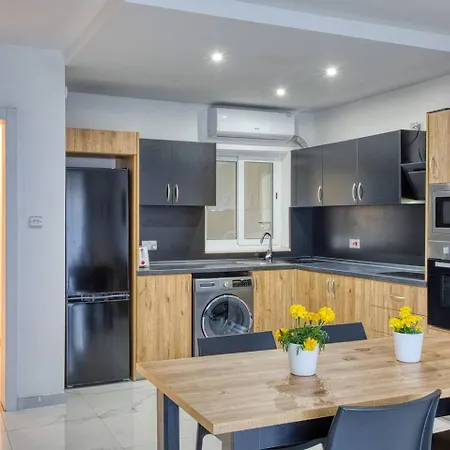 Appart hôtel Modern W Balcony - Valletta Views Pietà