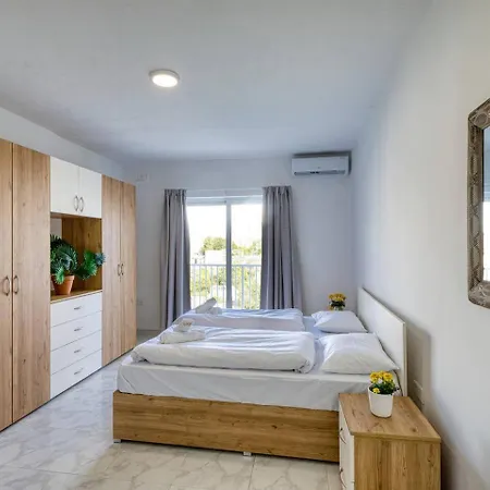 Modern W Balcony - Valletta Views 4* Pietà