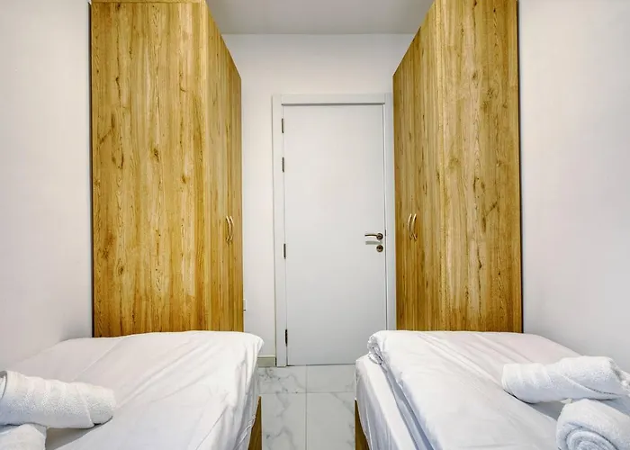 Modern W Balcony - Valletta Views 4* Pieta