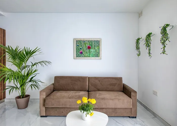 Aparthotel Modern W Balcony - Valletta Views 4*