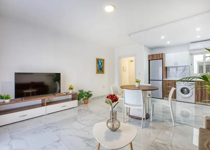 Aparthotel Modern W Balcony - Valletta Views