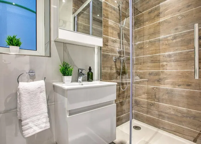 Modern W Balcony - Valletta Views