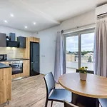 Апарт-отель Modern W Balcony - Valletta Views 4*