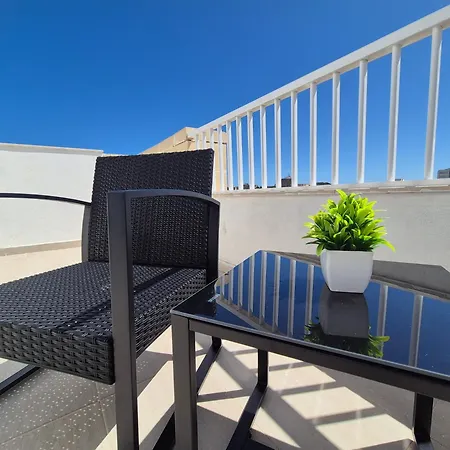Modern W Balcony - Valletta Views Apartmán *