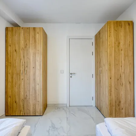Modern W Balcony - Valletta Views *