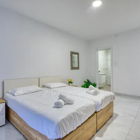 Apartmán Modern W Balcony - Valletta Views