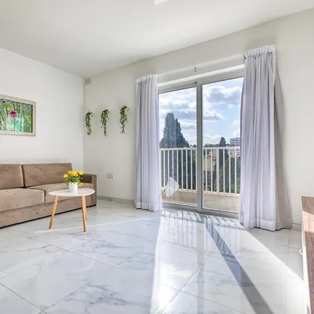 Modern W Balcony - Valletta Views