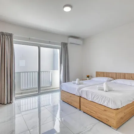 Modern W Balcony - Valletta Views