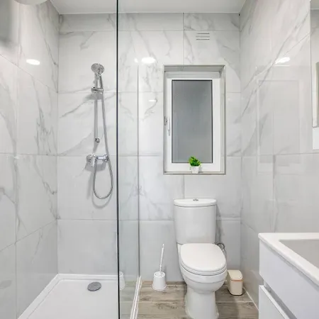 Modern W Balcony - Valletta Views Hotel de apartamente 4*