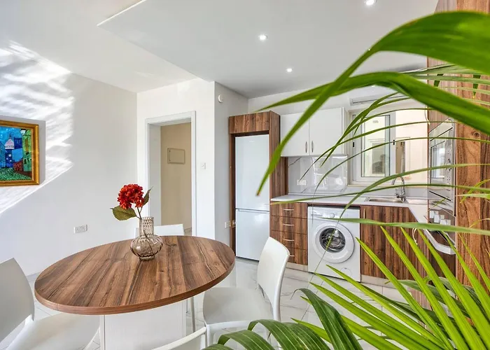 Modern W Balcony - Valletta Views شقة فندقية Pietà