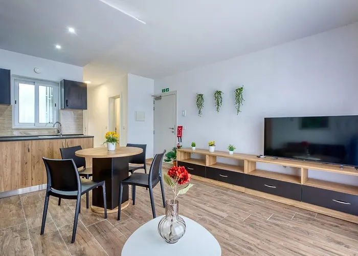 Modern W Balcony - Valletta Views شقة فندقية