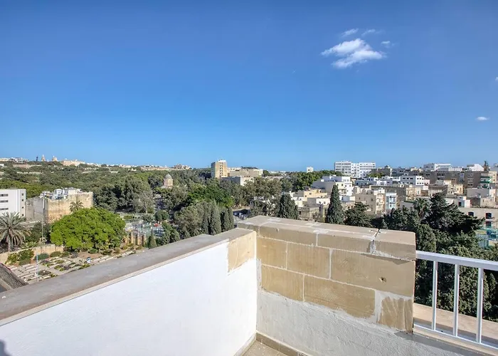 Modern W Balcony - Valletta Views 4* Pietà