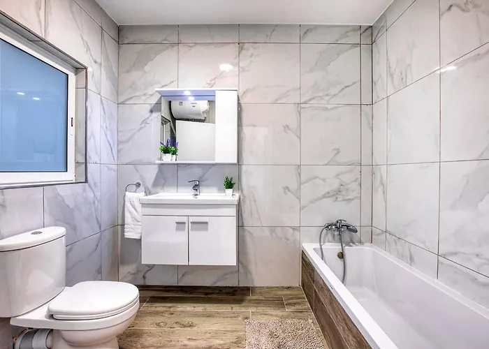 Modern W Balcony - Valletta Views 아파트호텔 4*