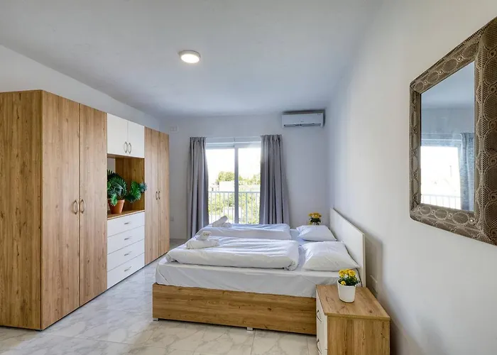 Modern W Balcony - Valletta Views 4* Pietà