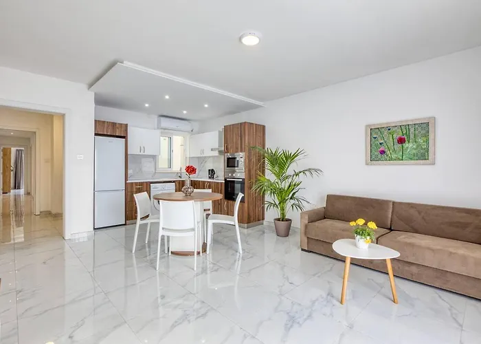 شقة فندقية Modern W Balcony - Valletta Views 4*